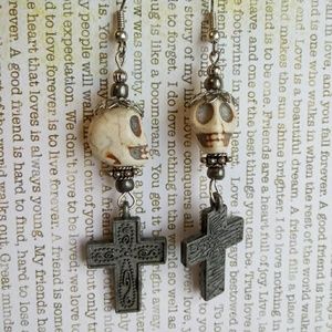 Skull and Cross Earrings - goth estern style